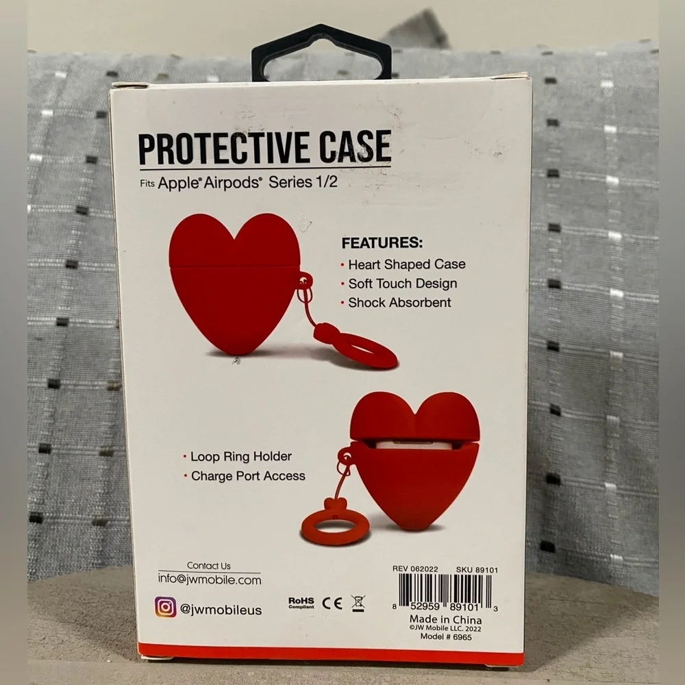 NEW Primo Apple AirPods 1&2 Protective
Case Red Heart Shock Absorbing Silicone - Picture 8 of 9